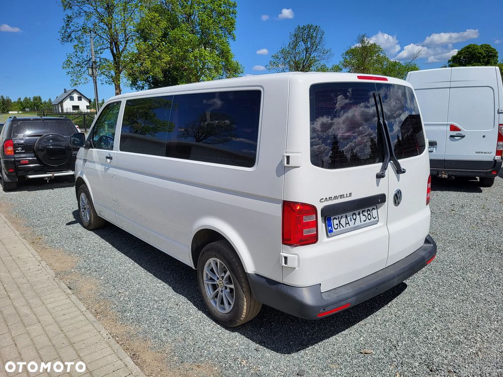 Volkswagen Caravelle - 8