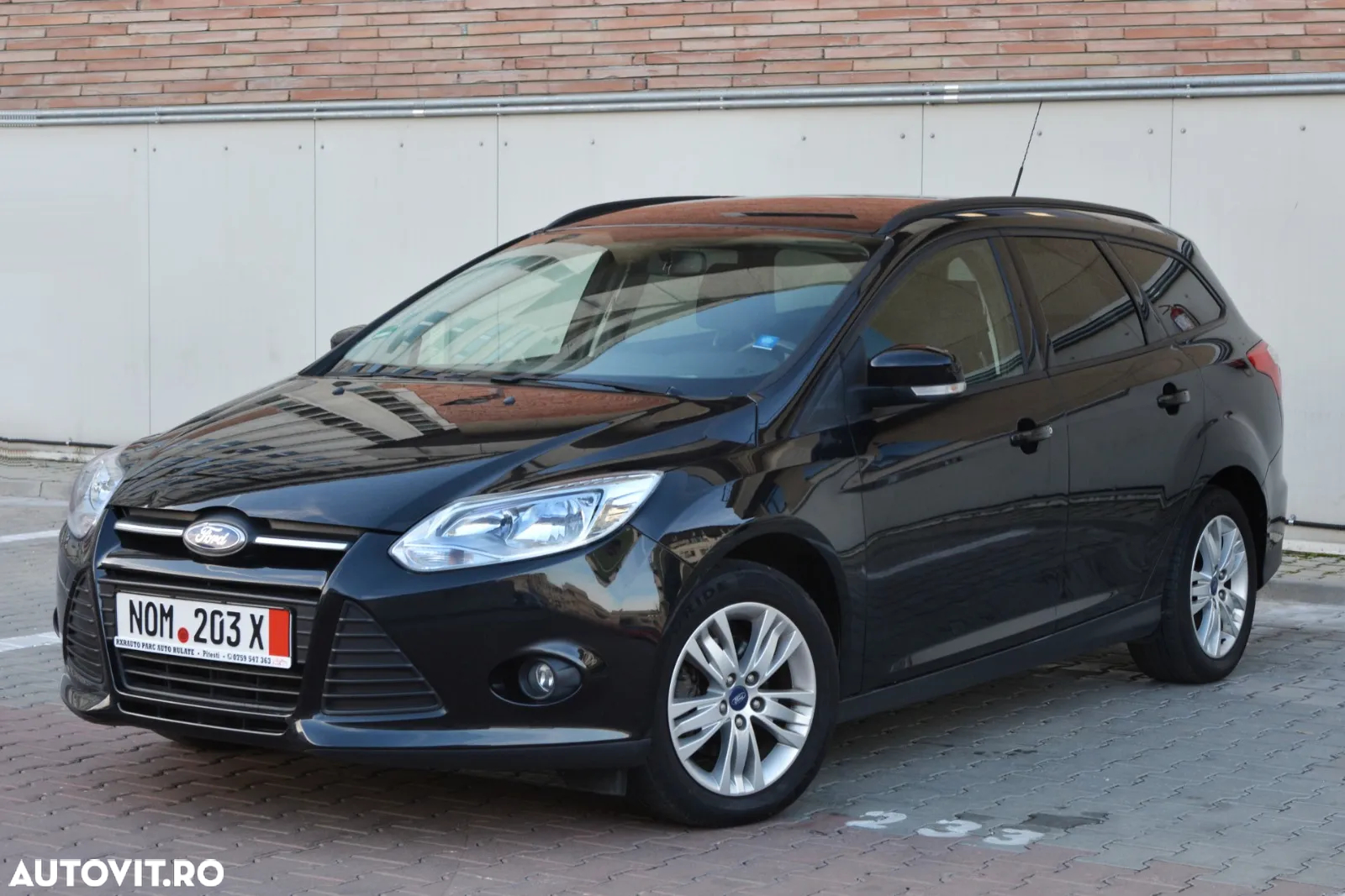 Ford Focus 1.0 EcoBoost Start-Stopp-System TREND - 10