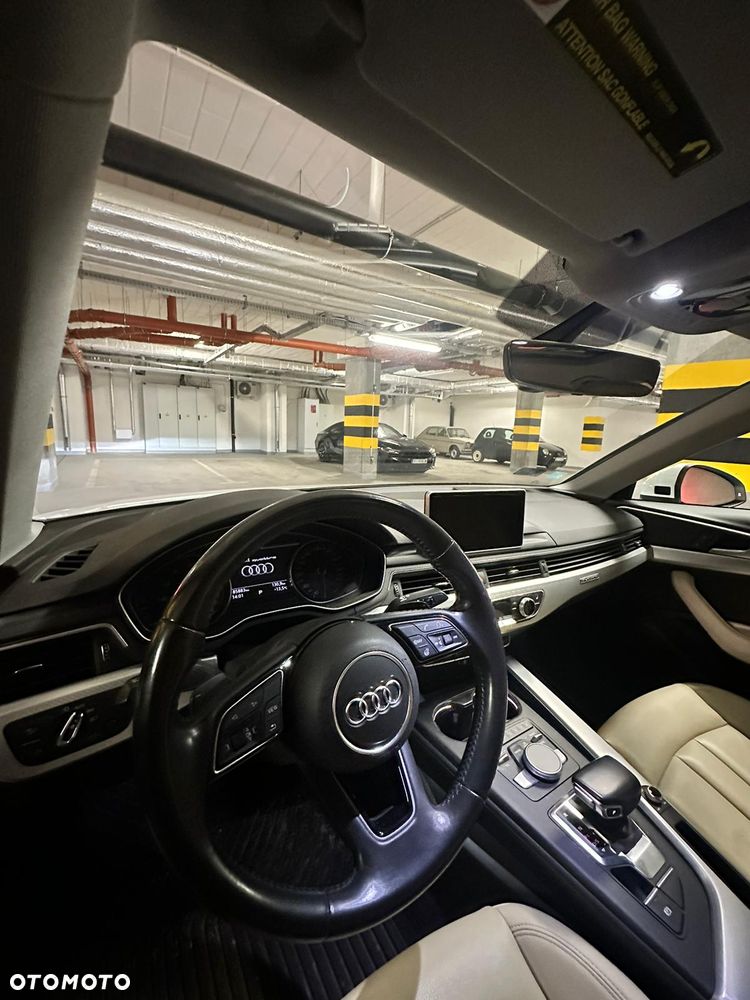 Audi A4 Limousine - 23