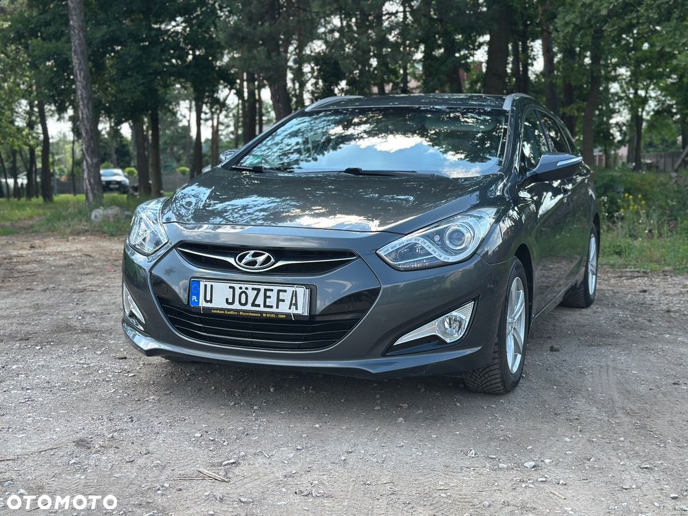 Hyundai i40 Kombi blue 1.6 Family - 3