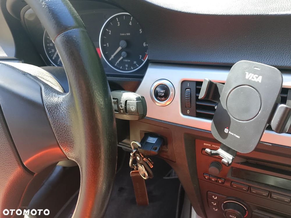 BMW Seria 3 - 24