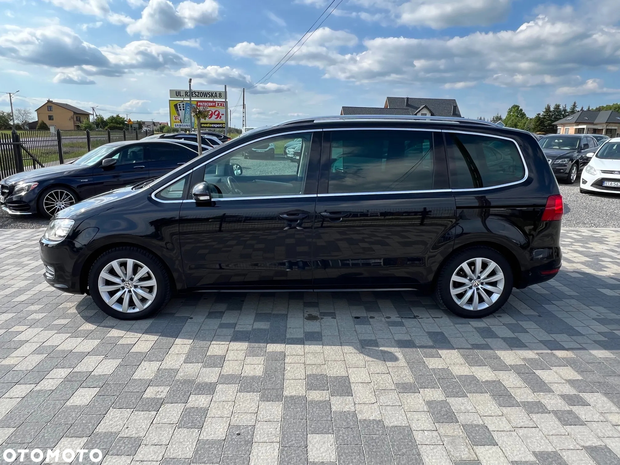 Volkswagen Sharan 2.0 TDI Highline - 2