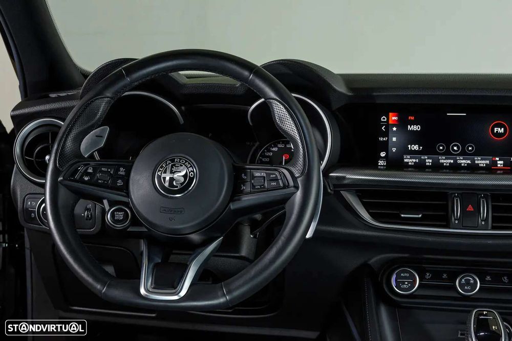 Alfa Romeo Stelvio - 13