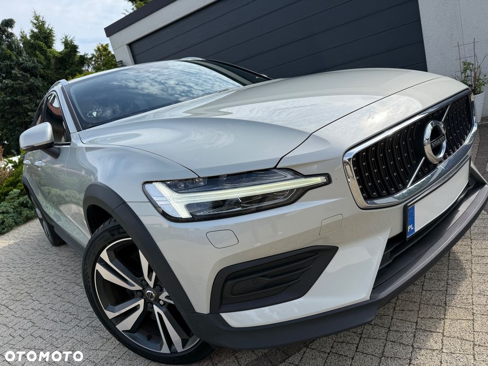 Volvo V60 Cross Country D4 AWD Geartronic Pro - 11