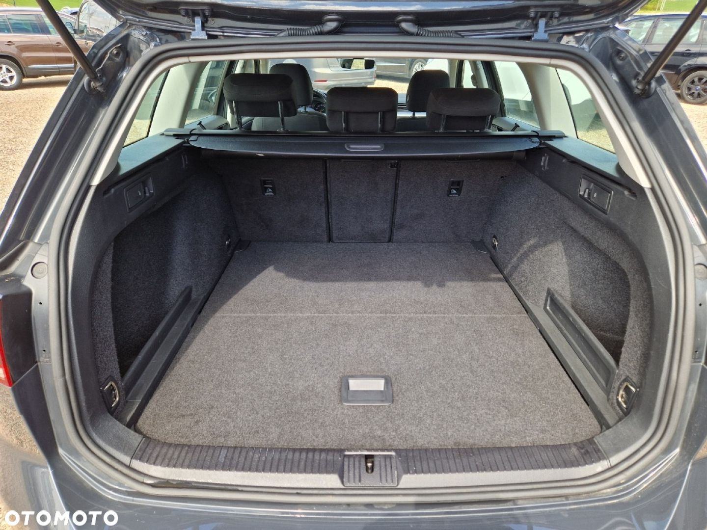 Volkswagen Passat Variant 2.0 TDI SCR DSG - 18