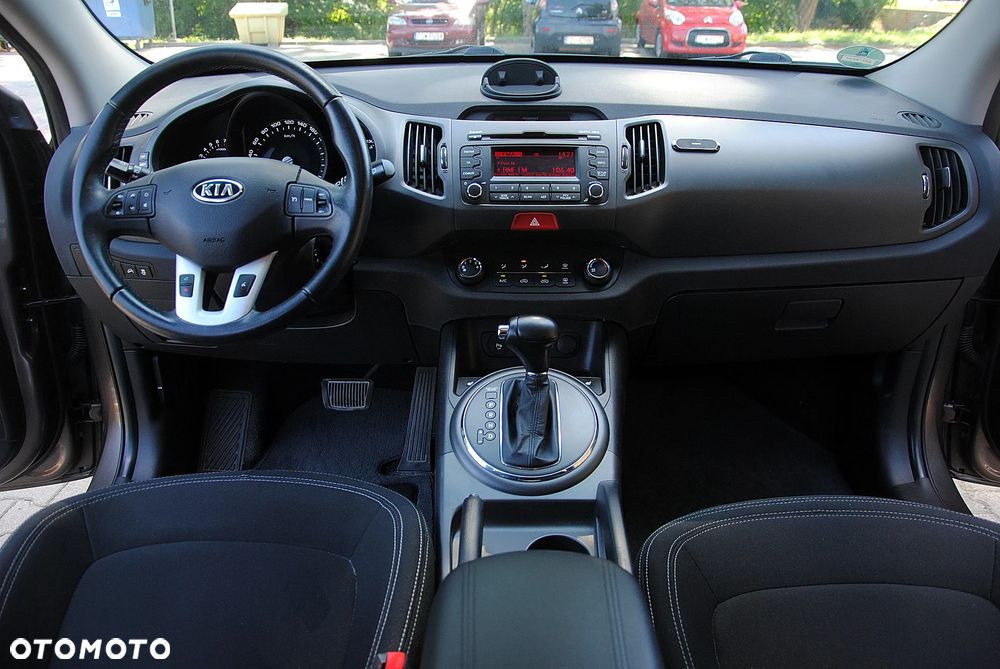 Kia Sportage 2.0 CVVT 2WD Automatik Vision - 11