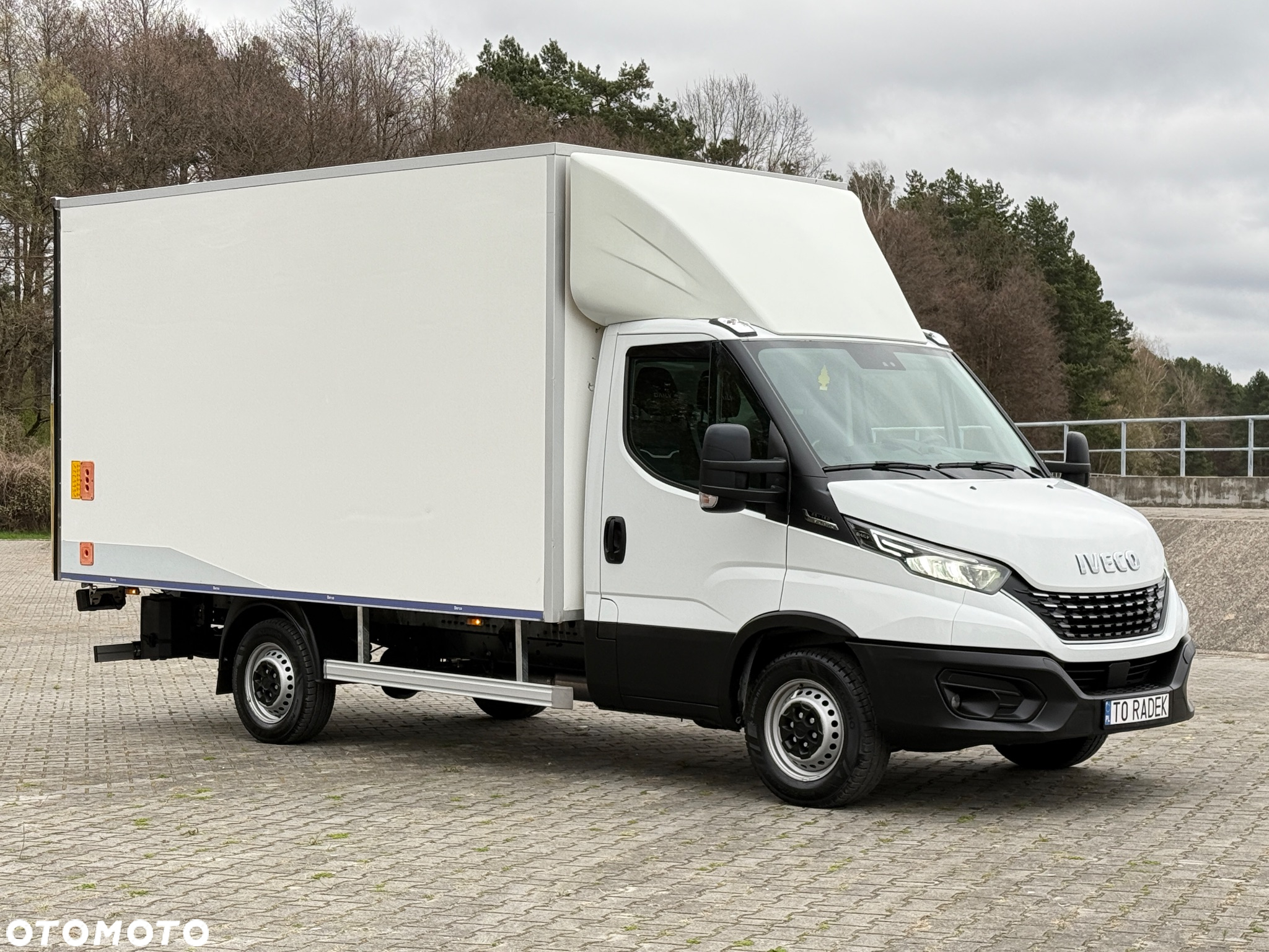 Iveco DAILY 35-160 160KM Hi Matic *Resor+Poduszka* Full LED Kontener * Izoterma +Winda 750KG SUPER STAN!!! - 10