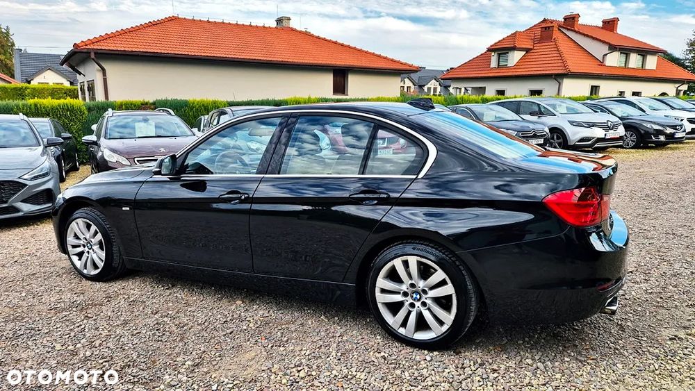BMW Seria 3 320i Efficient Dynamics Edition Luxury Line - 21