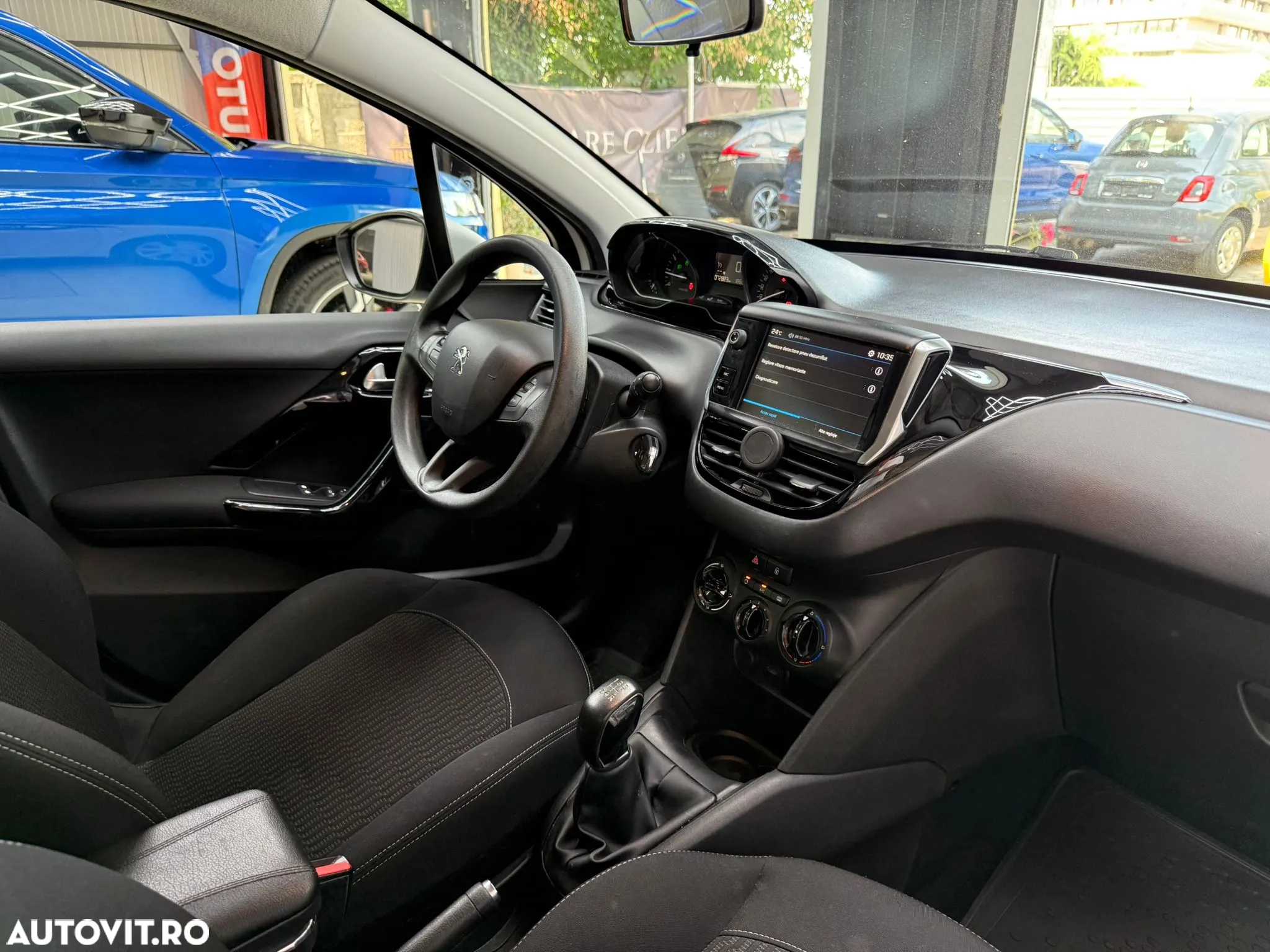 Peugeot 208 1.2 L PureTech Access - 21