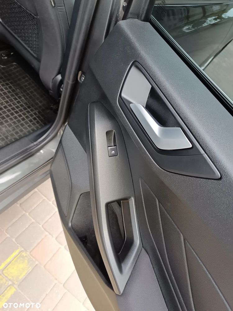 Ford Focus - 12