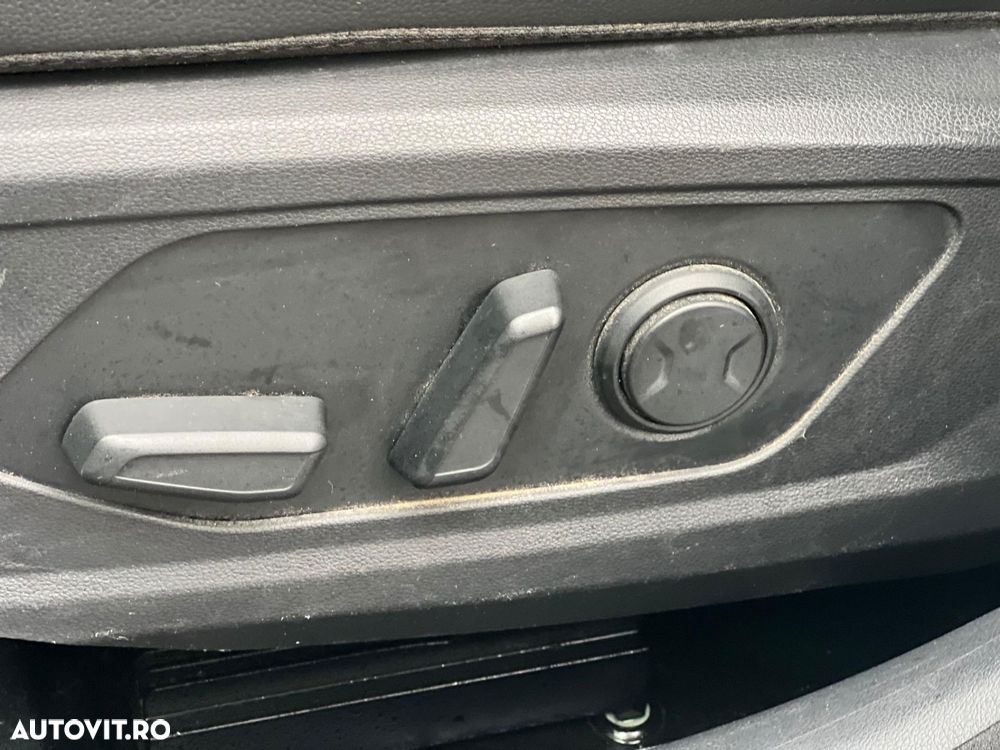 Hyundai Tucson 1.6 l 215 CP 4WD 6AT HEV Luxury - 13