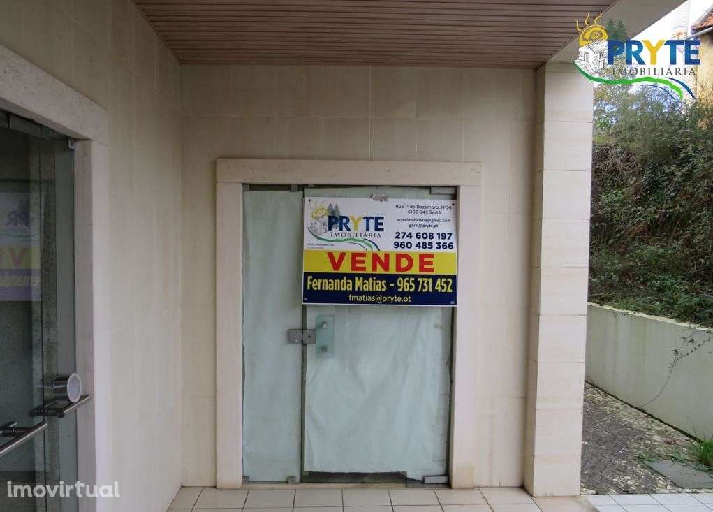 Loja comercial inserida no Centro da Vila da Sertã - Grande imagem: 4/6