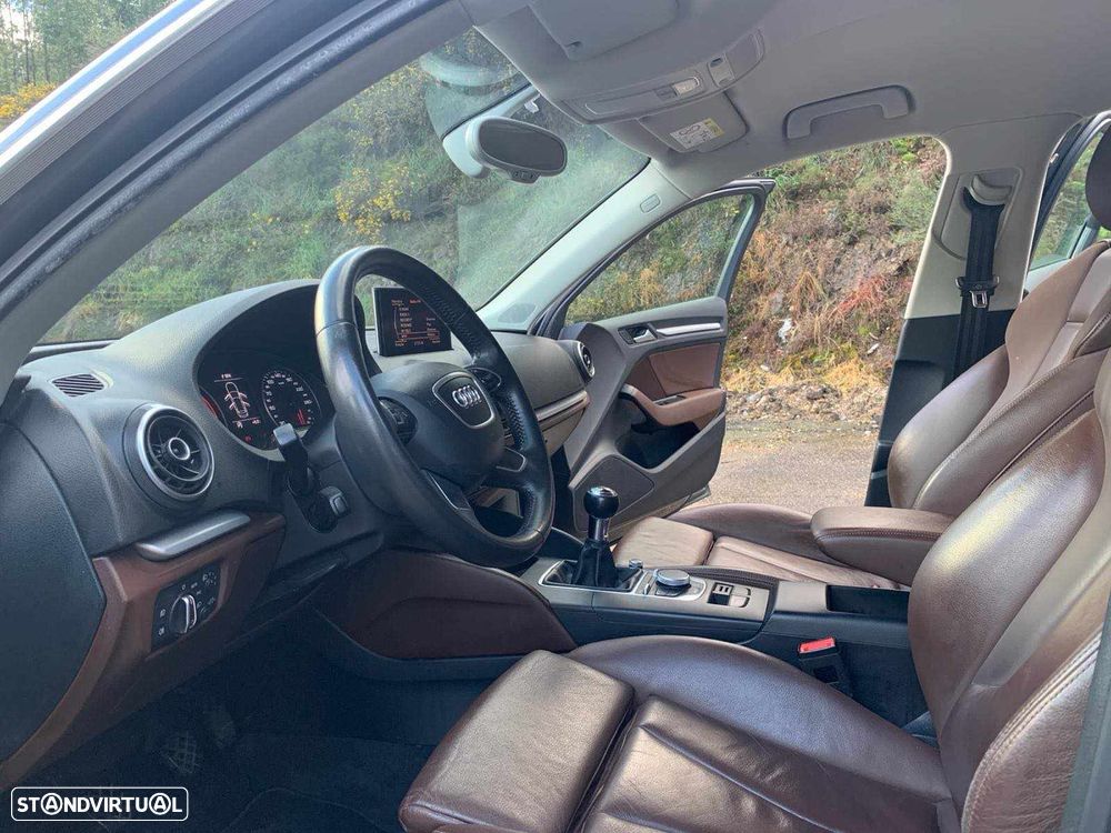 Audi A3 Sportback - 2