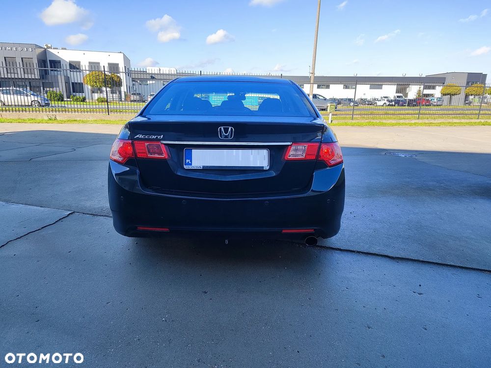 Honda Accord - 2