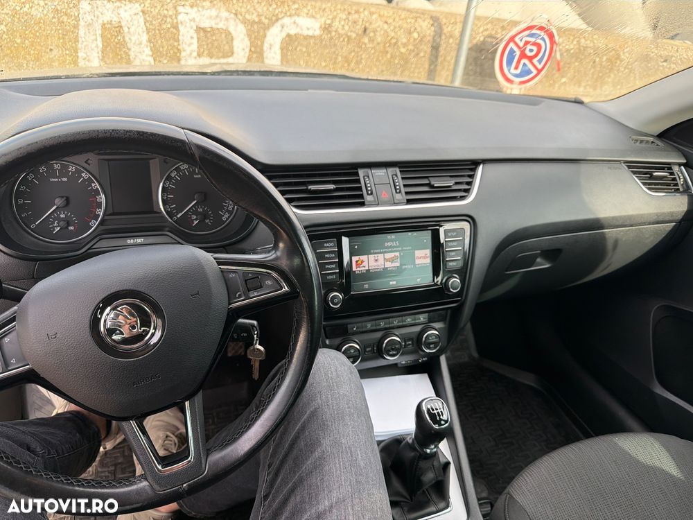 Skoda Octavia 2.0 TDI Ambition - 4