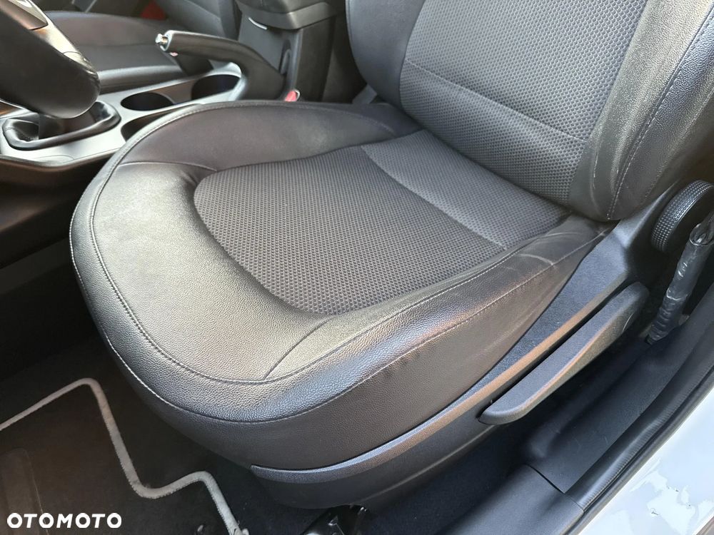 Hyundai ix35 1.6 2WD blue Comfort - 12