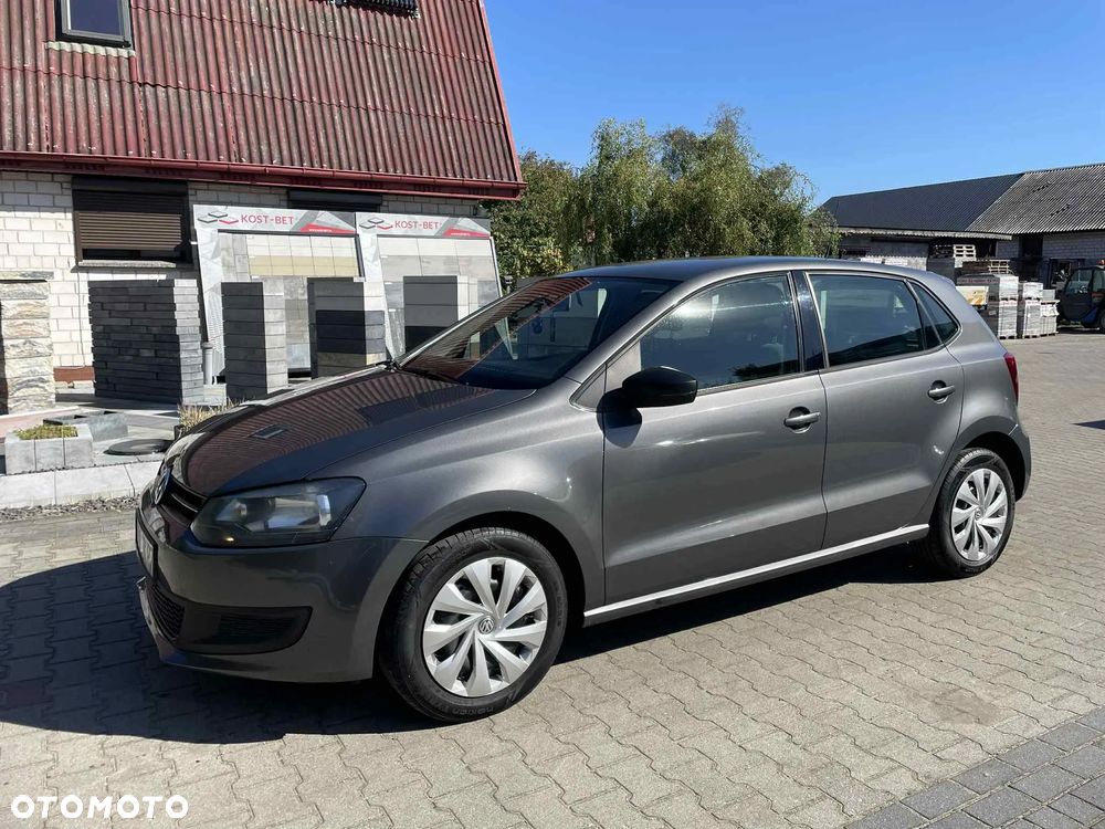 Volkswagen Polo - 2