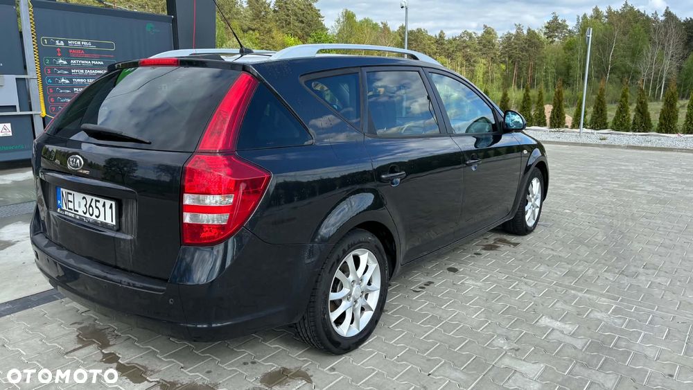 Kia Ceed 1.6 Crdi Comfort + - 3