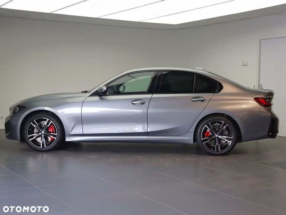 BMW Seria 3 320d xDrive mHEV M Sport - 3
