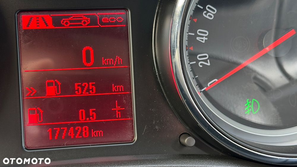 Opel Astra 1.6 CDTI Cosmo - 19
