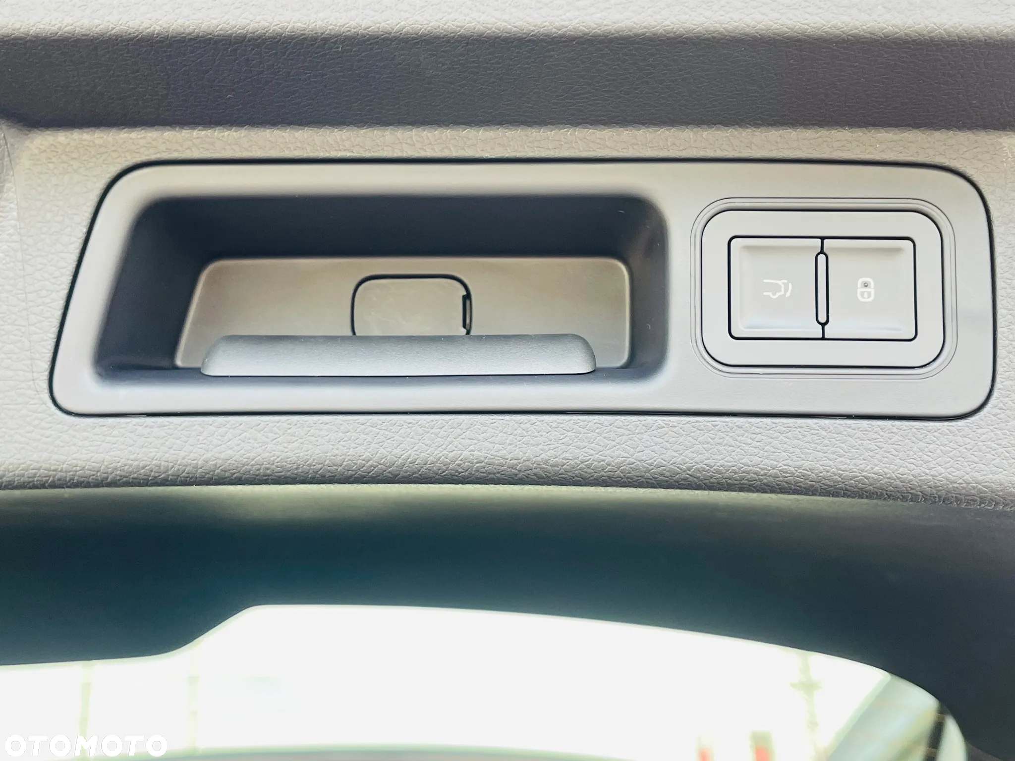 BYD Seal U 1.5T DM-i Design AWD - 16