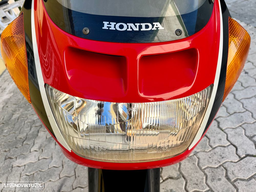 Honda CBR 1000 F - 15