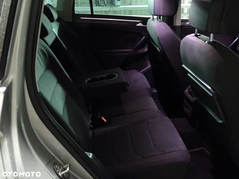 Volkswagen Tiguan - 37