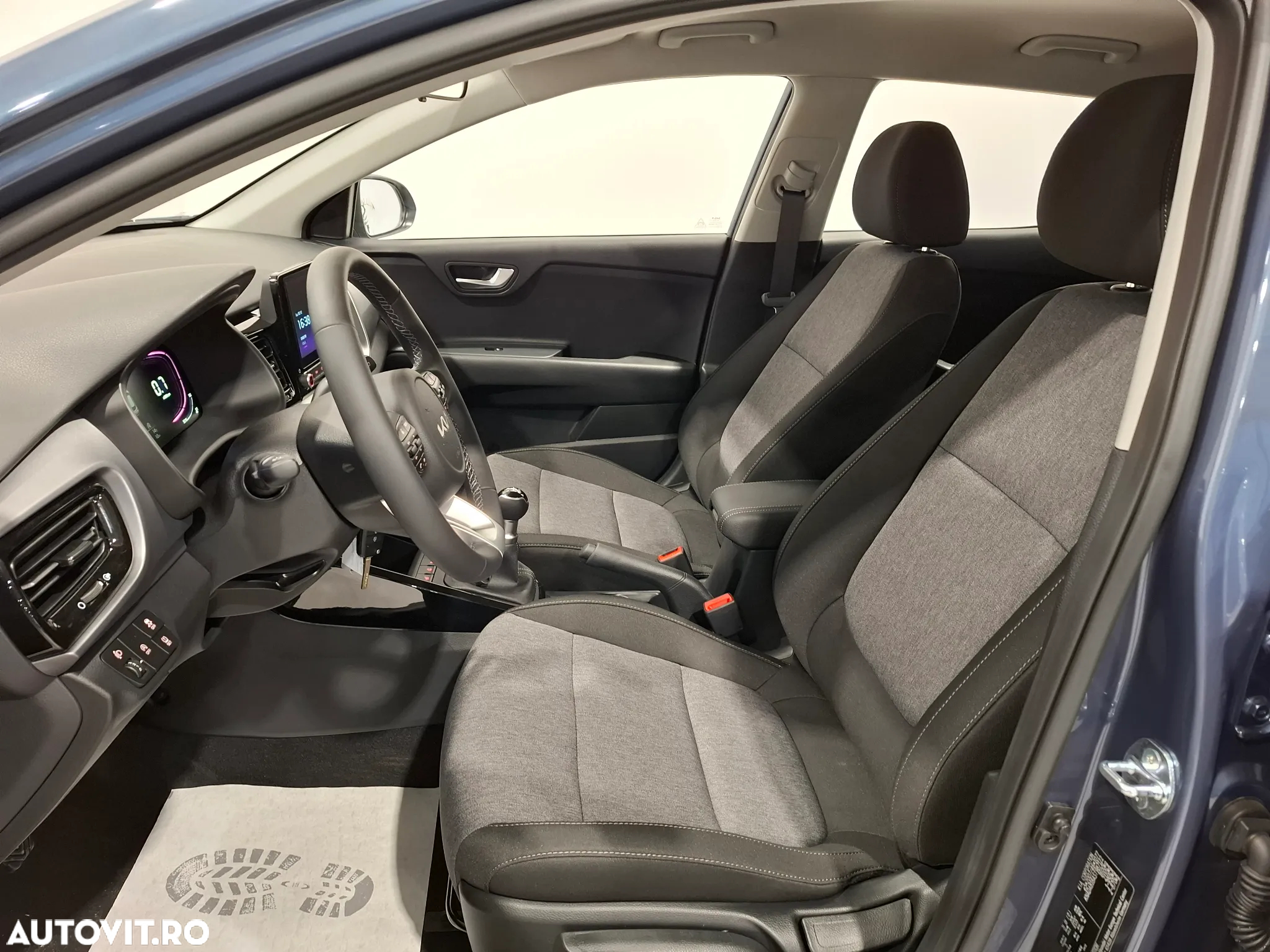 Kia Stonic 1.2 MPI 5MT Urban - 10