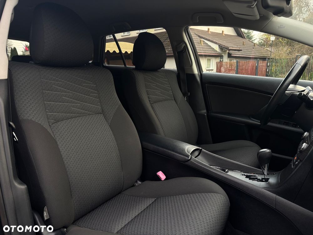 Toyota Avensis Touring Sports 1.8 Multidrive S Executive - 24