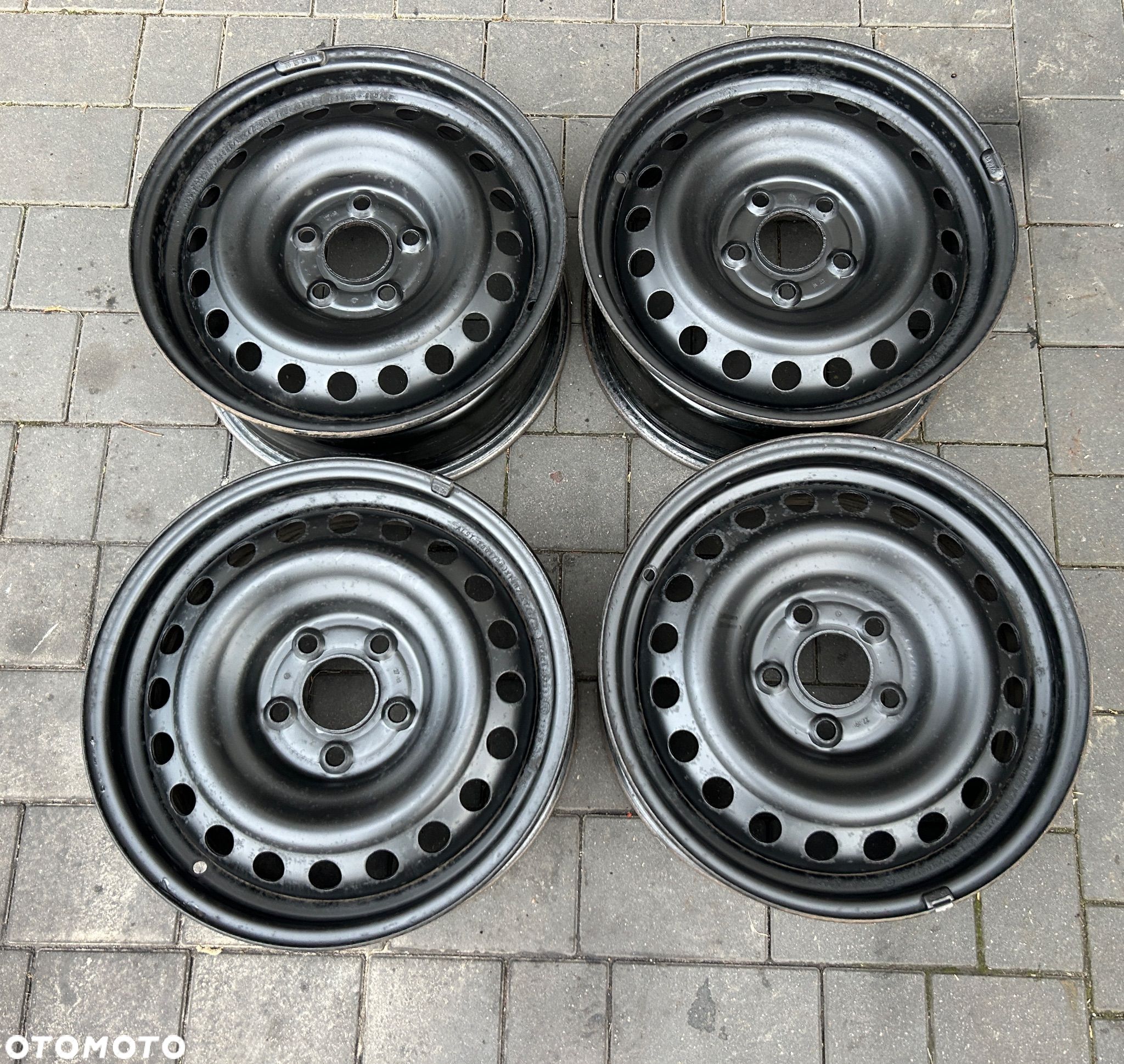 Felgi stalowe KIA HYUNDAI MITSUBISHI Alcar 5x114.3 6,5J ET44 16” - 1