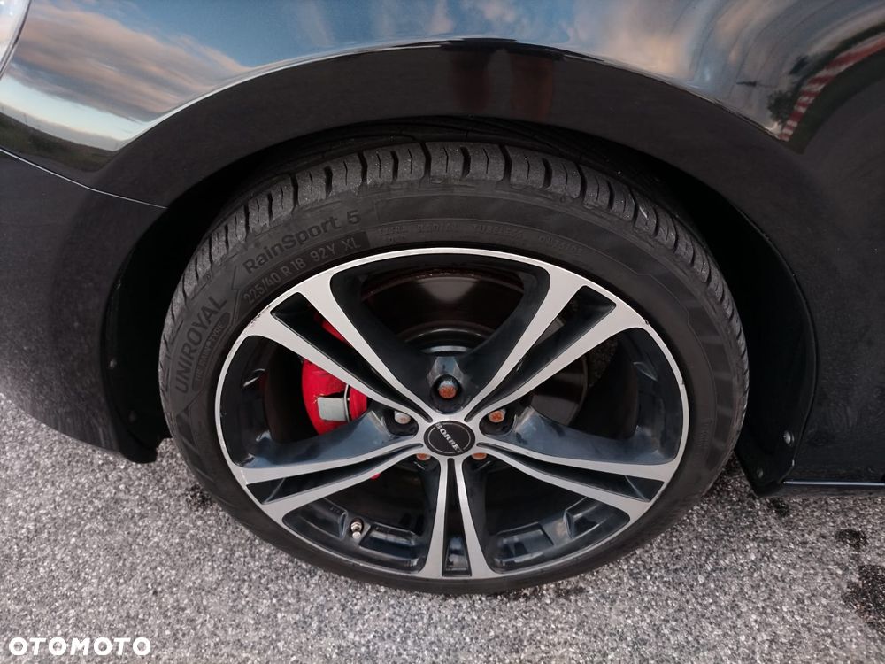 Volvo V40 D3 Kinetic - 28