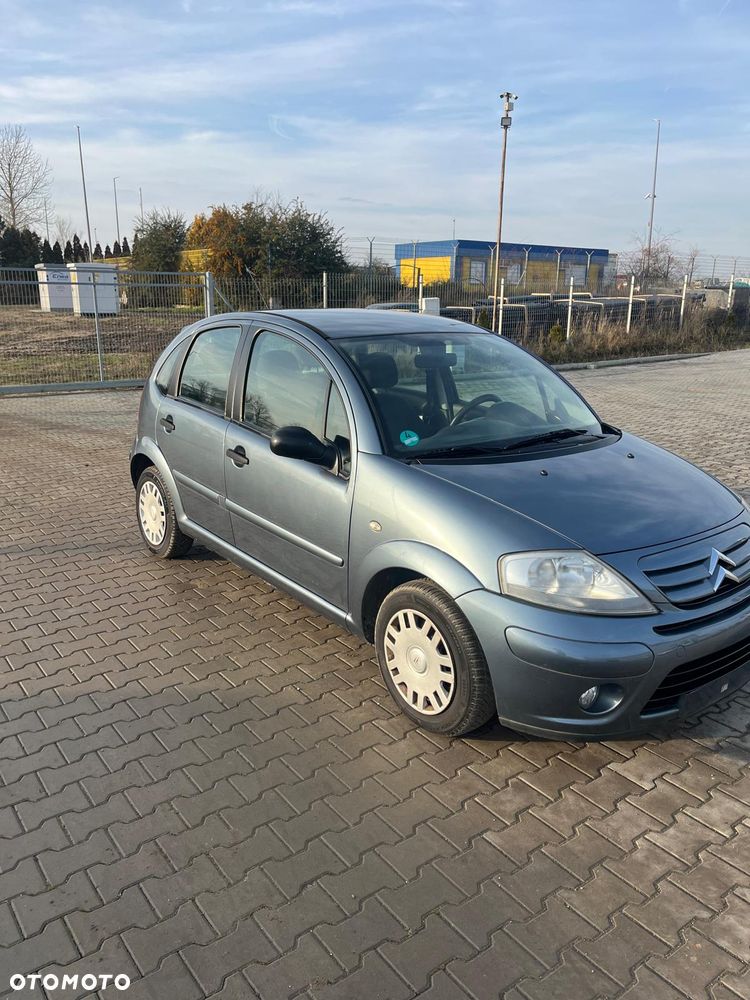Citroën C3 1.1 First Tonic - 2