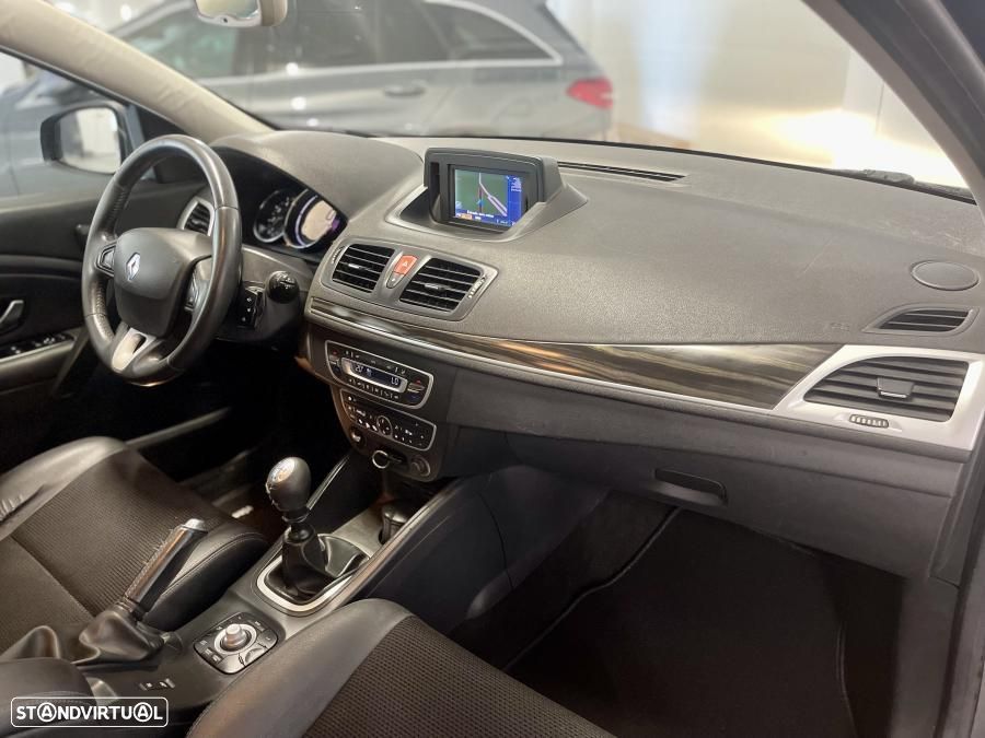 Renault Mégane Sport Tourer 1.5 dCi Dynamique SS - 16