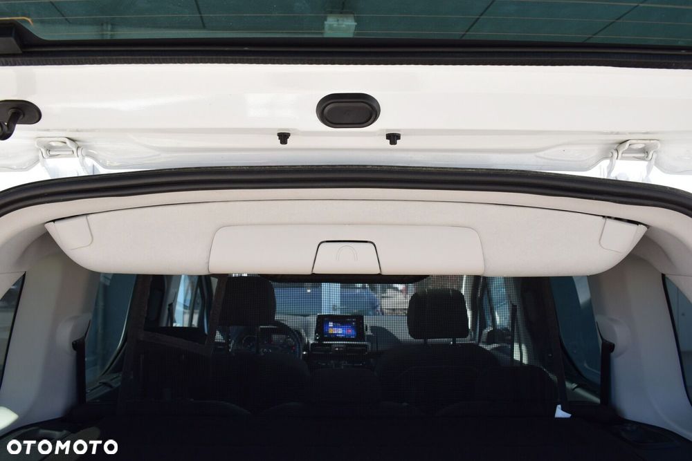 Toyota Proace City Verso 1.5 D-4D Family - 32