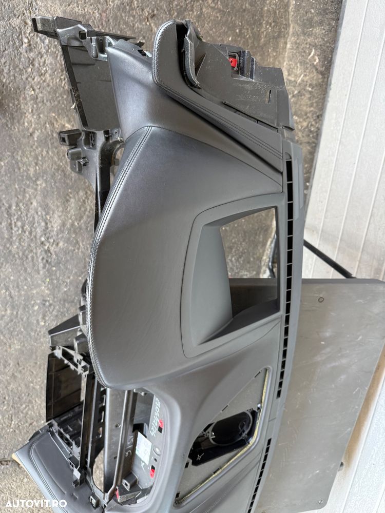 Planșă de Bord BMW Seria 6 F06 F12 F13 (Individual Leather) cu HUD și Airbag Pasager – Stare Foarte Bună Volan pe stanga - 2