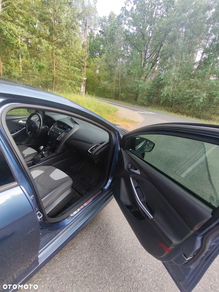 Ford Focus - 11