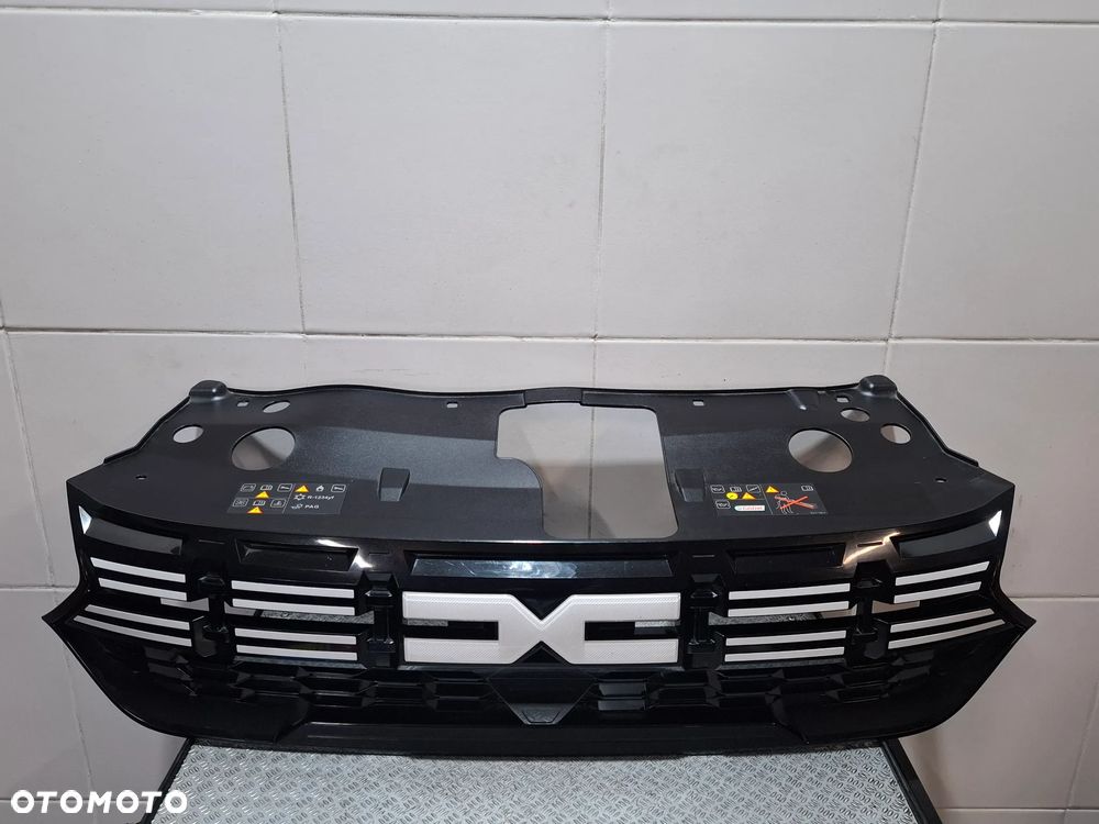 Grill atrapa Dacia Sandero III nr 622540736R - 1