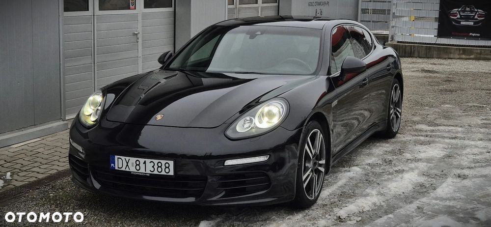 Porsche Panamera Platinum Edition - 6