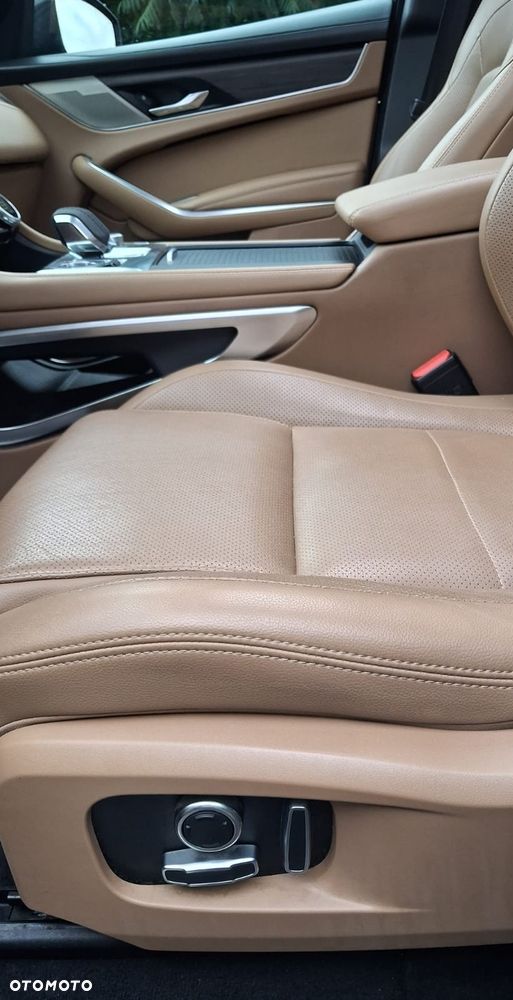 Jaguar F-Pace D200 AWD R-Dynamic SE 90th Anniversary Edition - 22