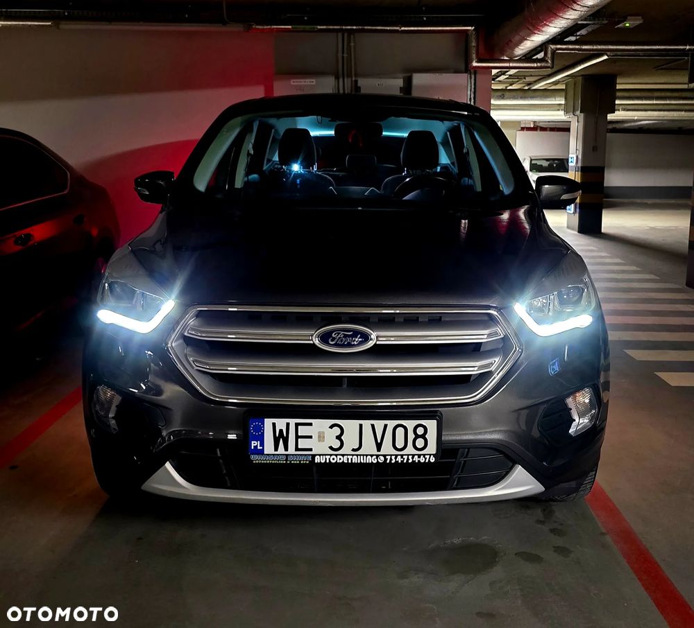 Ford Kuga - 16