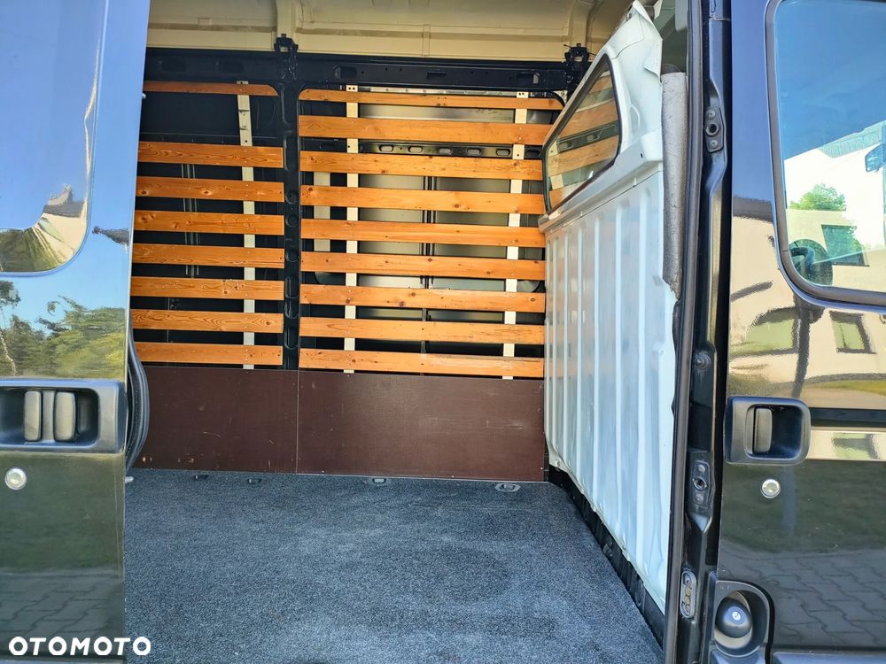 Renault Master - 18