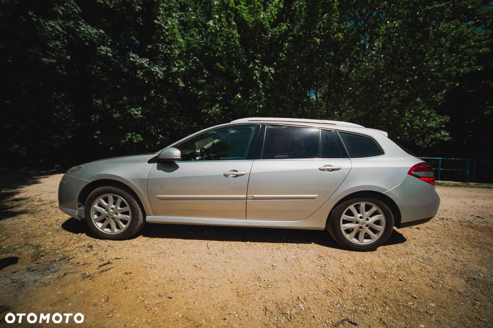 Renault Laguna dCi 110 FAP Bose Edition - 18