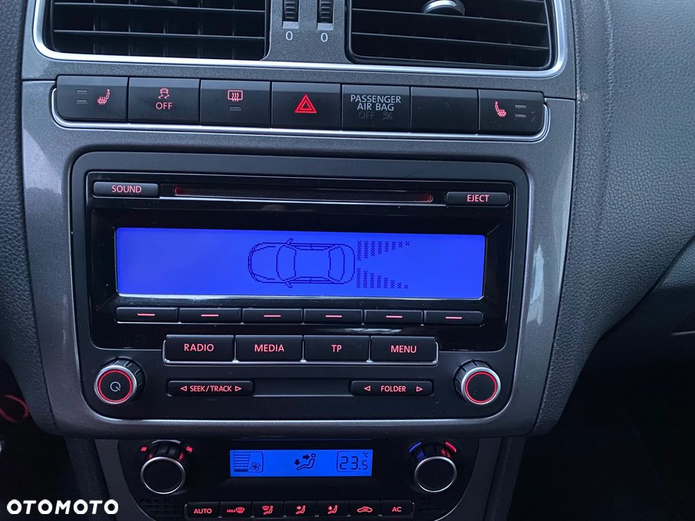 Volkswagen Polo 1.4 16V Highline - 19