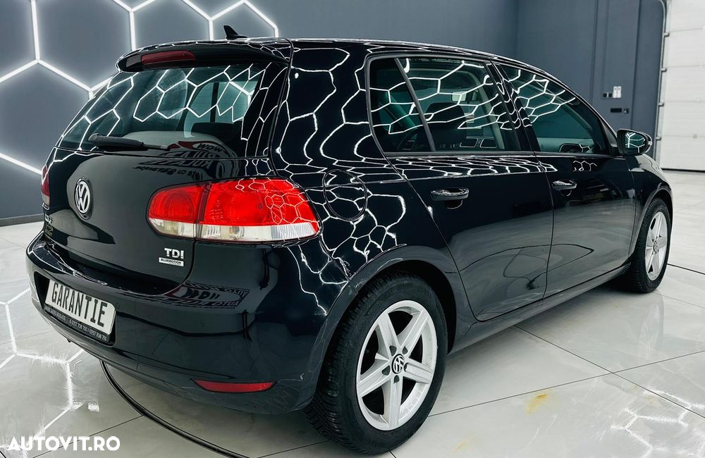 Volkswagen Golf 1.6 TDI DPF BlueMotion - 4