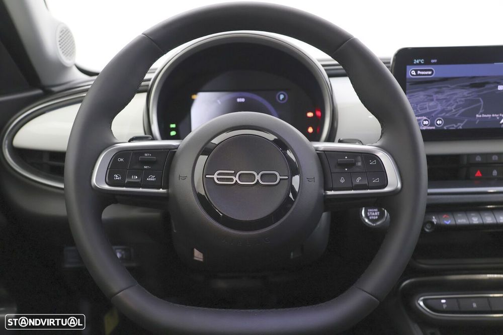 Fiat 600 1.2 Hybrid Icon — fotografia 6