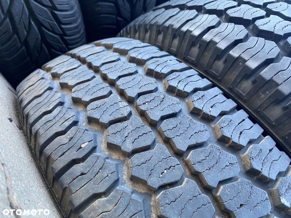 205/70/15C Kormoran Van Pro A/S_8,3mm_2szt_(298) - 4