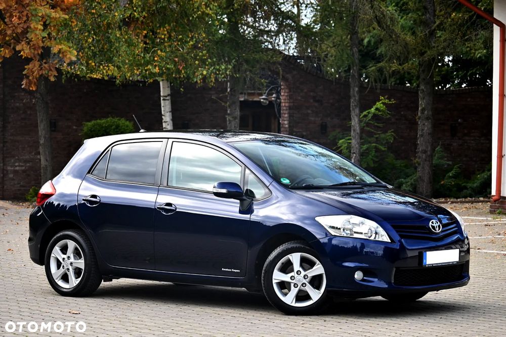 Toyota Auris 1.6 Sol - 5