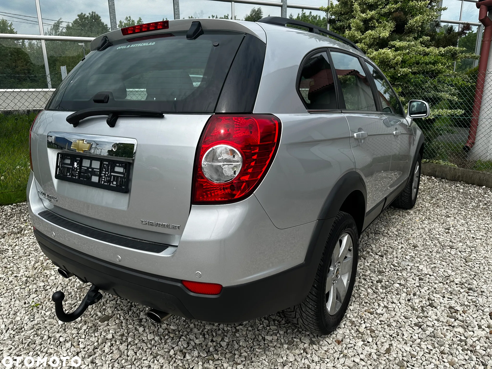Chevrolet Captiva 2.4 LS - 4