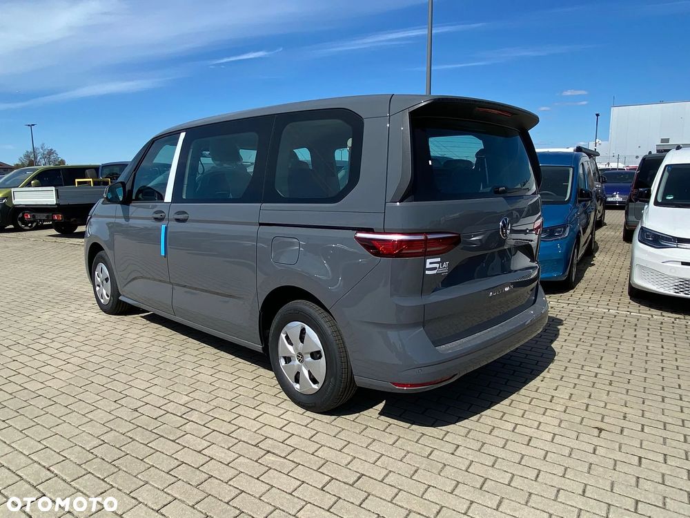 Volkswagen Multivan - 5