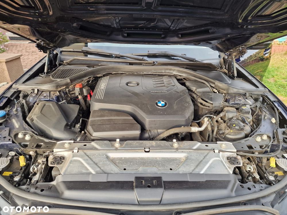 BMW Seria 3 330i xDrive M Sport sport - 21